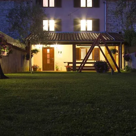 Rustic Holiday House / Pet Friendly / Wifi * Barban