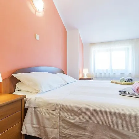 Rustic Holiday House / Pet Friendly / Wifi Holiday home *